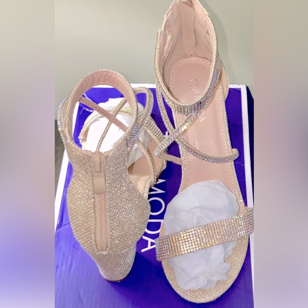 Like New Womens Strappy Heels